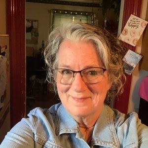 Meet your Posher, Teresa